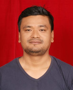 प्रवेश श्रेष्ठ